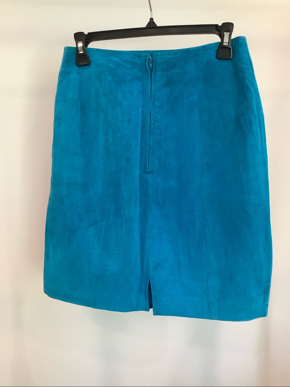 Vintage CHIA Bright Turquoise Suede Pencil Skirt, Size 12 - Picture 4 of 11